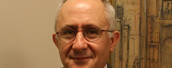 Историк Танер Акчам Историк Танер Акчам - Sputnik Армения