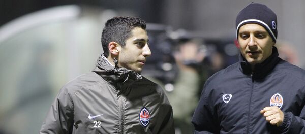 Генрих Мхитарян в составе ФК Шахтер Донецк Генрих Мхитарян в составе ФК Шахтер Донецк - Sputnik Армения