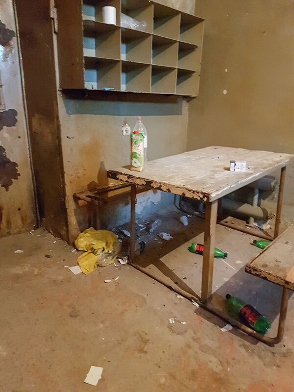 Превратить Освенцим в курорт, или Воровская иерархия армянских тюрем Превратить Освенцим в курорт, или Воровская иерархия армянских тюрем - Sputnik Армения