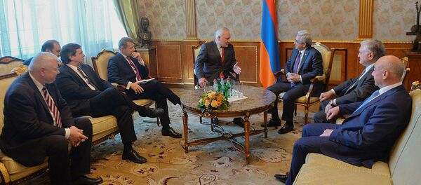 Президент Армении Серж Саргсян принял сопредседателей Минской группы ОБСЕ Президент Армении Серж Саргсян принял сопредседателей Минской группы ОБСЕ - Sputnik Արմենիա