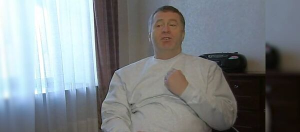 В феврале 1998 поездка в Багдад для российских журналистов закончилась в Ереване - Sputnik Армения