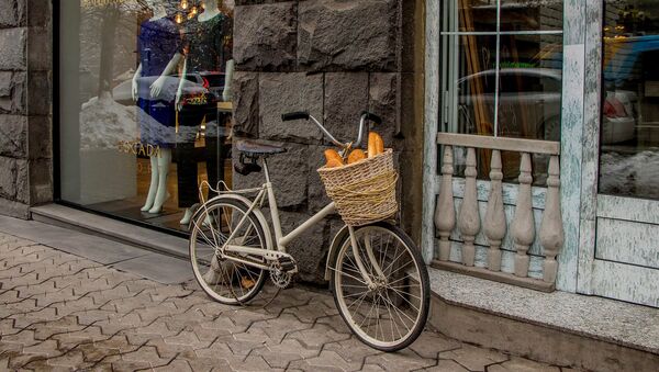 Велосипед с хлебом - Sputnik Армения