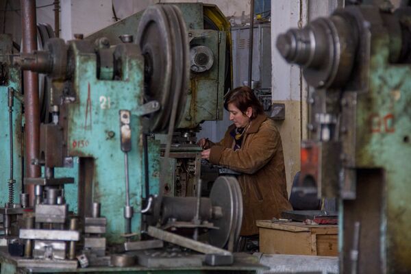 Работа на предприятии Рафэлгриг - Sputnik Армения