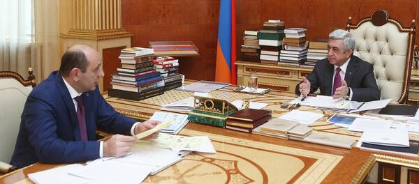 Նախագահին տնտեսական զարգացման և ներդրումների նախարար Սուրեն Կարայանը զեկուցել է հանձնարարականների կատարման ուղղությամբ իրականացված աշխատանքներն ու նախարարության 2018թ. ծրագրերը Նախագահին տնտեսական զարգացման և ներդրումների նախարար Սուրեն Կարայանը զեկուցել է հանձնարարականների կատարման ուղղությամբ իրականացված աշխատանքներն ու նախարարության 2018թ. ծրագրերը - Sputnik Արմենիա