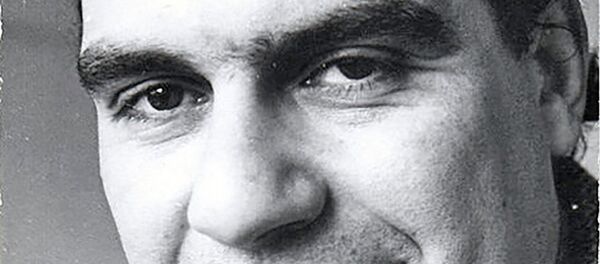 Писатель Сергей Довлатов. Архивное фото - Sputnik Армения