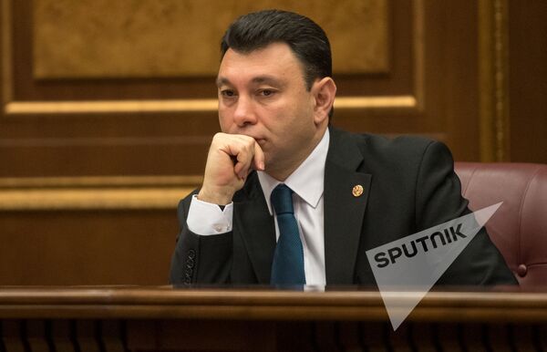 Заседание Национального собрания РА. Эдуард Шармазанов  - Sputnik Армения