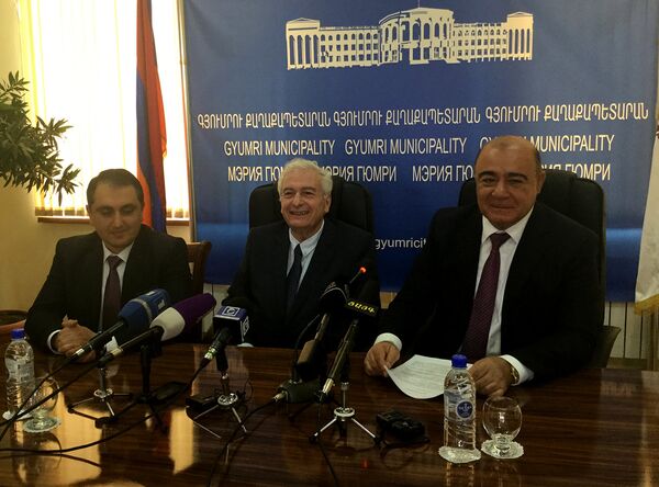 Подписание меморандума о взаимопонимании между промышленными палатами Гюмри и Израиля Подписание меморандума о взаимопонимании между промышленными палатами Гюмри и Израиля - Sputnik Արմենիա