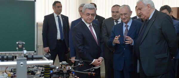 Президент Серж Саргсян посетил НПУА - Sputnik Армения