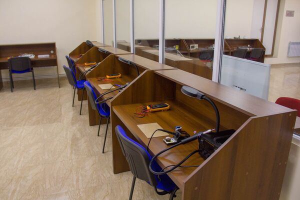 Учебно-исследовательский центр воздушной робототехники при НПУА Учебно-исследовательский центр воздушной робототехники при НПУА - Sputnik Армения