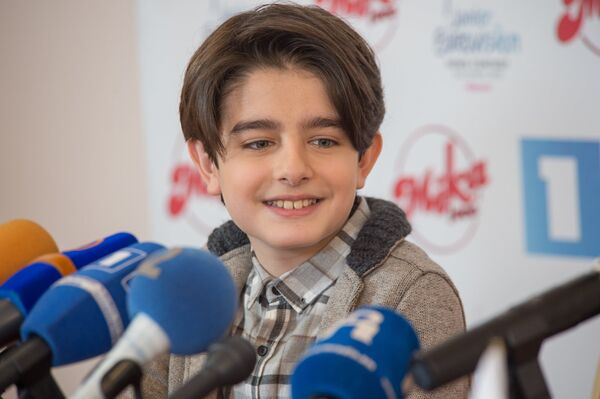 Армянский участник Детского Евровидения – 2015 Мика (Микаэл Варосян) - Sputnik Армения