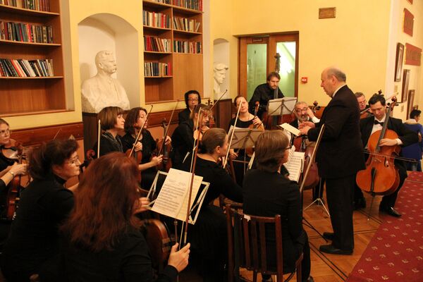 В московском Центральном доме литераторов прошел большой праздник, посвященный дню армянской письменности В московском Центральном доме литераторов прошел большой праздник, посвященный дню армянской письменности - Sputnik Армения
