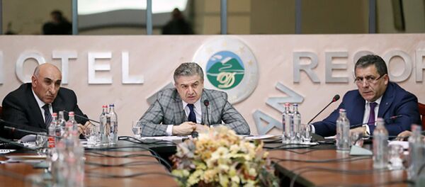 Премьер-министр Карен Карапетян провел совещание в Тавуше по вопросам сельского хозяйства Премьер-министр Карен Карапетян провел совещание в Тавуше по вопросам сельского хозяйства - Sputnik Արմենիա