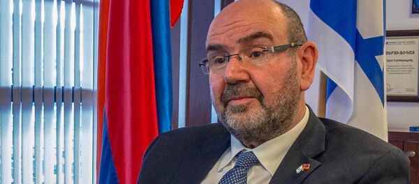 Чрезвычайный и Полномочный посол Израиля в Армении Элияху Иерушалмин - Sputnik Армения