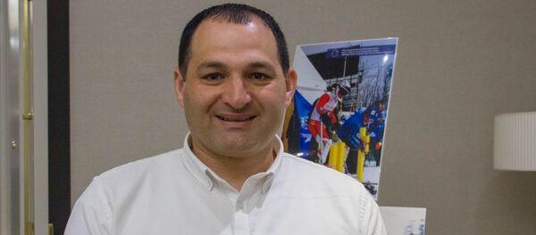 Член паралимпийской сборной Армении, лыжник Стасик Назарян - Sputnik Армения