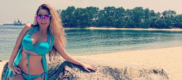 Азербайджанская актриса и певица Фатима Абаскулиева Азербайджанская актриса и певица Фатима Абаскулиева - Sputnik Արմենիա