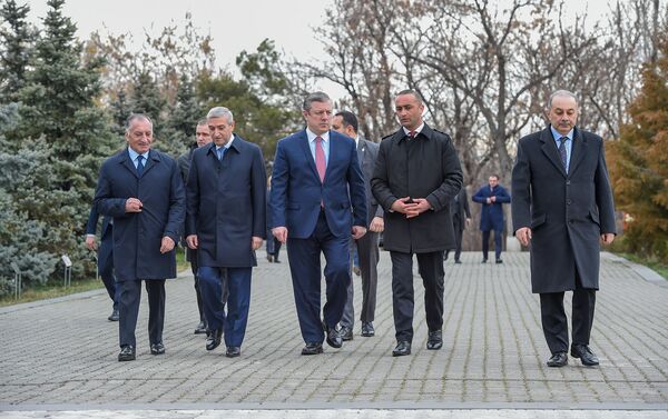 Վրաստանի վարչապետ Գիորգի Կվիրիկաշվիլու գլխավորած պատվիրակությունը Ծիծեռնակաբերդում - Sputnik Արմենիա