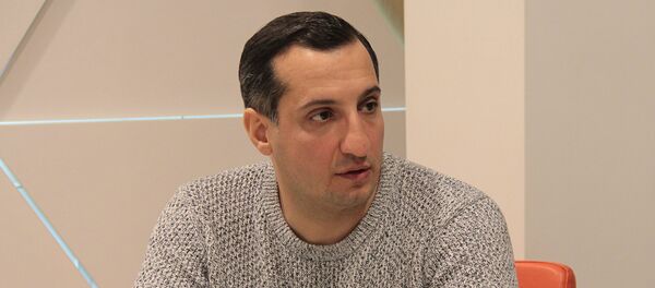 Юморист, актер Арарат Кещян - Sputnik Армения