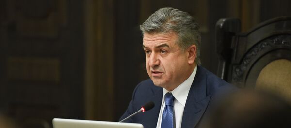 Премьер-министр Карен Карапетян Премьер-министр Карен Карапетян - Sputnik Արմենիա