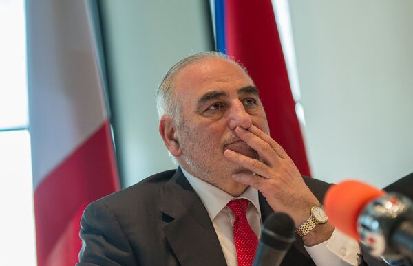 Рабочий визит мэра Лиона Жоржа Кепенекяна в Ереван (7 марта 2018). Рабочий визит мэра Лиона Жоржа Кепенекяна в Ереван (7 марта 2018). - Sputnik Армения