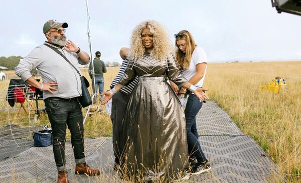 Опра Уинфри в образе миссис Тоесть (кинолента Излом времени) Опра Уинфри в образе миссис Тоесть (кинолента Излом времени) - Sputnik Армения