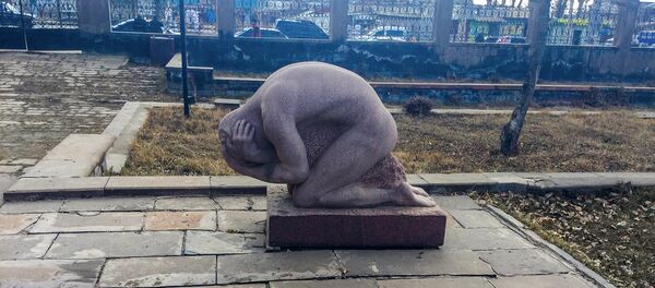 Дом-музей Сергея Меркурова. Скульптура Горе - Sputnik Արմենիա