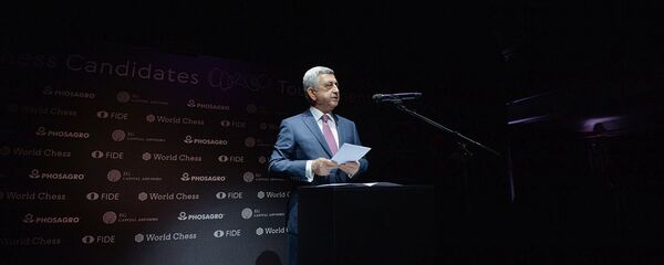 Президент Серж Саргсян на церемонии открытия турнира претендентов на звание чемпиона мира по шахматам (10 марта 2018). Берлин, Германия Президент Серж Саргсян на церемонии открытия турнира претендентов на звание чемпиона мира по шахматам (10 марта 2018). Берлин, Германия - Sputnik Армения