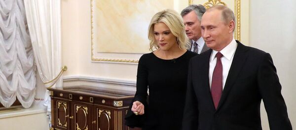 Президент РФ Владимир Путин и журналист американского телеканала NBC Мегин Келли Президент РФ Владимир Путин и журналист американского телеканала NBC Мегин Келли - Sputnik Армения