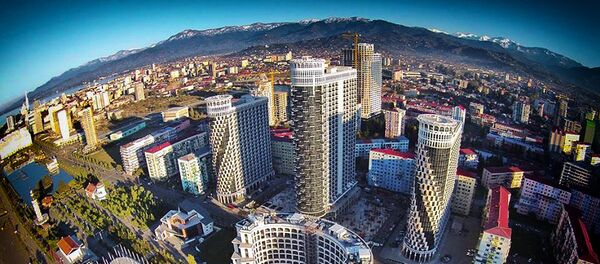 Вид на солнечный Батуми с высоты птичьего полета, панорама - Sputnik Армения