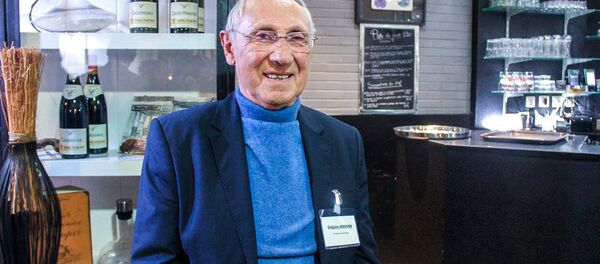 Главный редактор и основатель журнала Азат в Лионе Грегор Адамян Главный редактор и основатель журнала Азат в Лионе Грегор Адамян - Sputnik Արմենիա