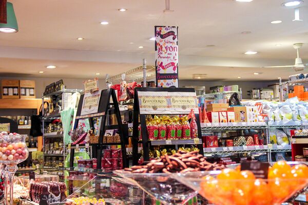 Магазин Армана Баадуряна в Лионе, Франция Магазин Армана Баадуряна в Лионе, Франция - Sputnik Արմենիա