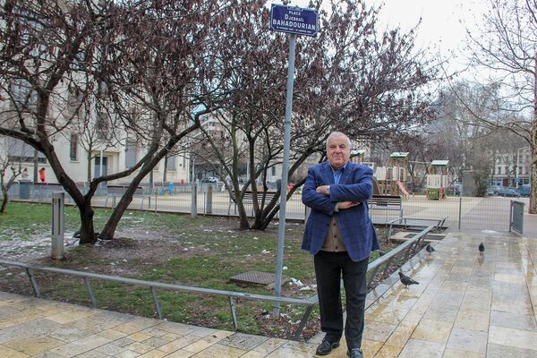 На площади имени отца Армана Баадуряна - Джебраила Баадуряна - Sputnik Արմենիա