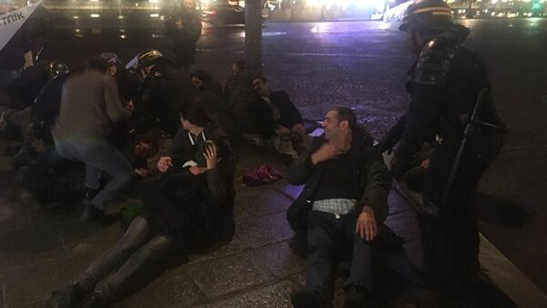 Французская полиция разогнала акцию протеста курдов в Париже - Sputnik Армения