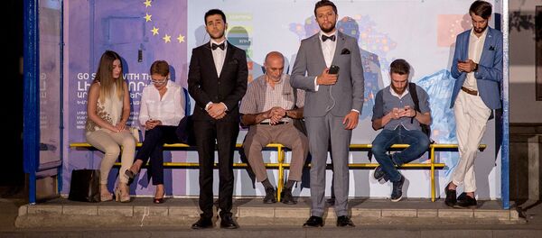 Постер теле-проекта Лав Ереко на Первом канале Постер теле-проекта Лав Ереко на Первом канале - Sputnik Армения