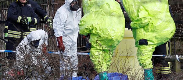 Британская полиция на месте обнаружения Сергея Скрипаля в г. Солсбери - Sputnik Армения