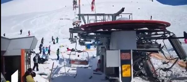 ЧП на канатке в Грузии: людей буквально разбросало в разные стороны - Sputnik Армения