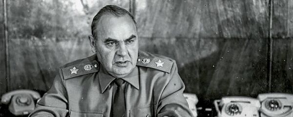Маршал инженерных войск СССР Сергей Христофорович Аганов в рабочем кабинете - Sputnik Армения