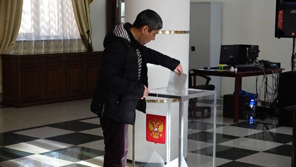 ՌԴ  նախագահական  ընտրությունները  մեկնարկեցին նաև Գյումրիում տեղակայված տեղամասում - Sputnik Արմենիա