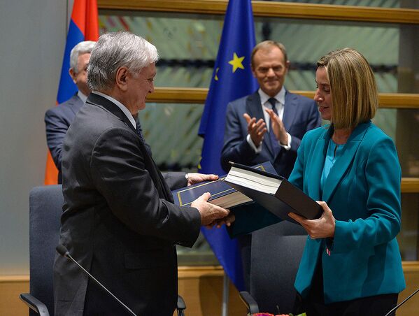 Армения подписала соглашение о всеобъемлющем и расширенном партнерстве с ЕС - Sputnik Армения