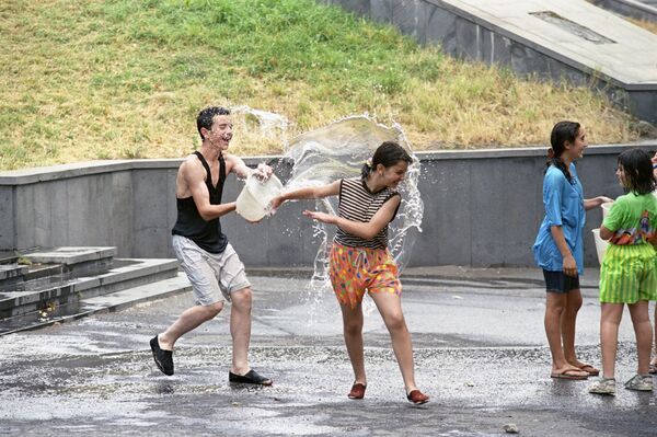 Вардавар - праздником воды Вардавар - праздником воды - Sputnik Արմենիա