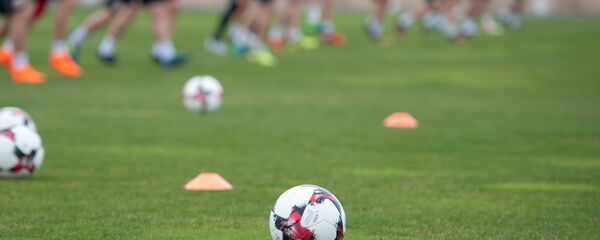 Тренировка сборной Армении по футболу перед матчем со сборной Эстонии (22 марта 2018). Ереван - Sputnik Արմենիա