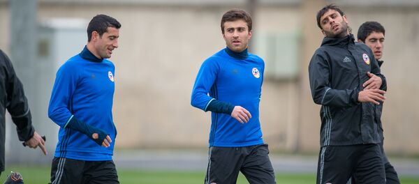 Футболисты сборной Армении Геворг Казарян, Эдгар Малакян, Айк Ишханян на тренировке перед матчем со сборной Эстонии (22 марта 2018). Ереван - Sputnik Արմենիա
