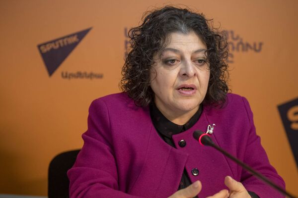 Сусанна Арутюнян Сусанна Арутюнян - Sputnik Արմենիա