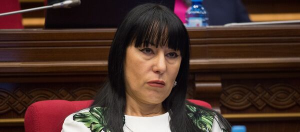 Депутат НС Армении Наира Зограбян - Sputnik Армения