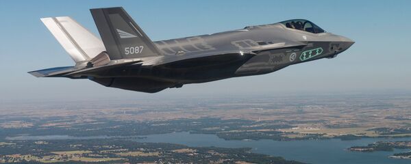 Истребитель-бомбардировщик пятого поколения F-35 - Sputnik Армения