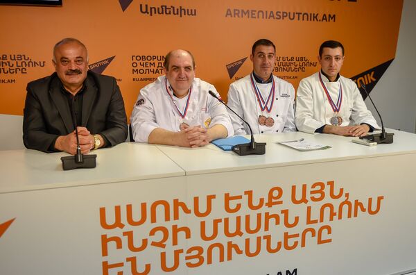 Пресс-конференция на тему Успех армянских кулинаров - сколько медалей и за что?   - Sputnik Армения