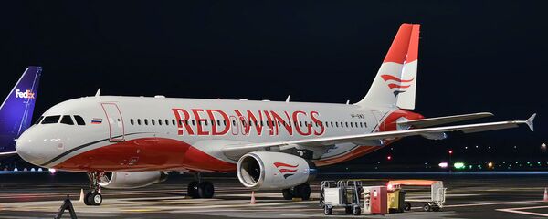 Самолет Airbus A320-233 авиокомпании Red Wings - Sputnik Армения