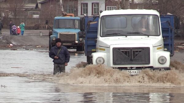 Около 1500 человек эвакуированы из-за рекордного наводнения на Алтае - Sputnik Армения