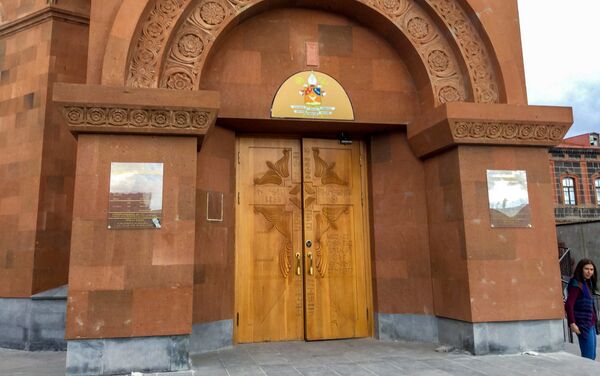 Пасха в армянской католической церкви, Гюмри - Sputnik Армения