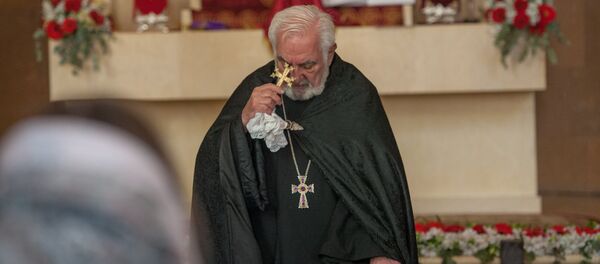 Սուրբ Հարության տոնի պատարագը Կաթողիկե Սբ. Աստվածածին եկեղեցում Սուրբ Հարության տոնի պատարագը Կաթողիկե Սբ. Աստվածածին եկեղեցում - Sputnik Արմենիա