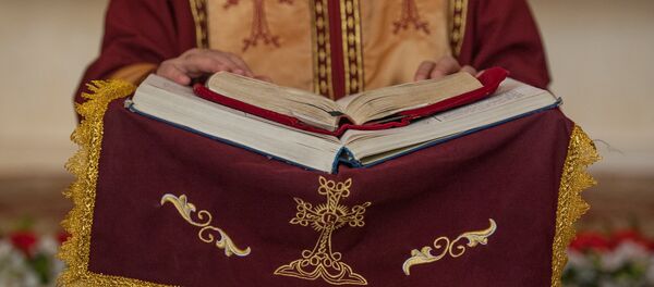 Пасха в церкви Святой Богоматери Катогике, Ереван - Sputnik Армения